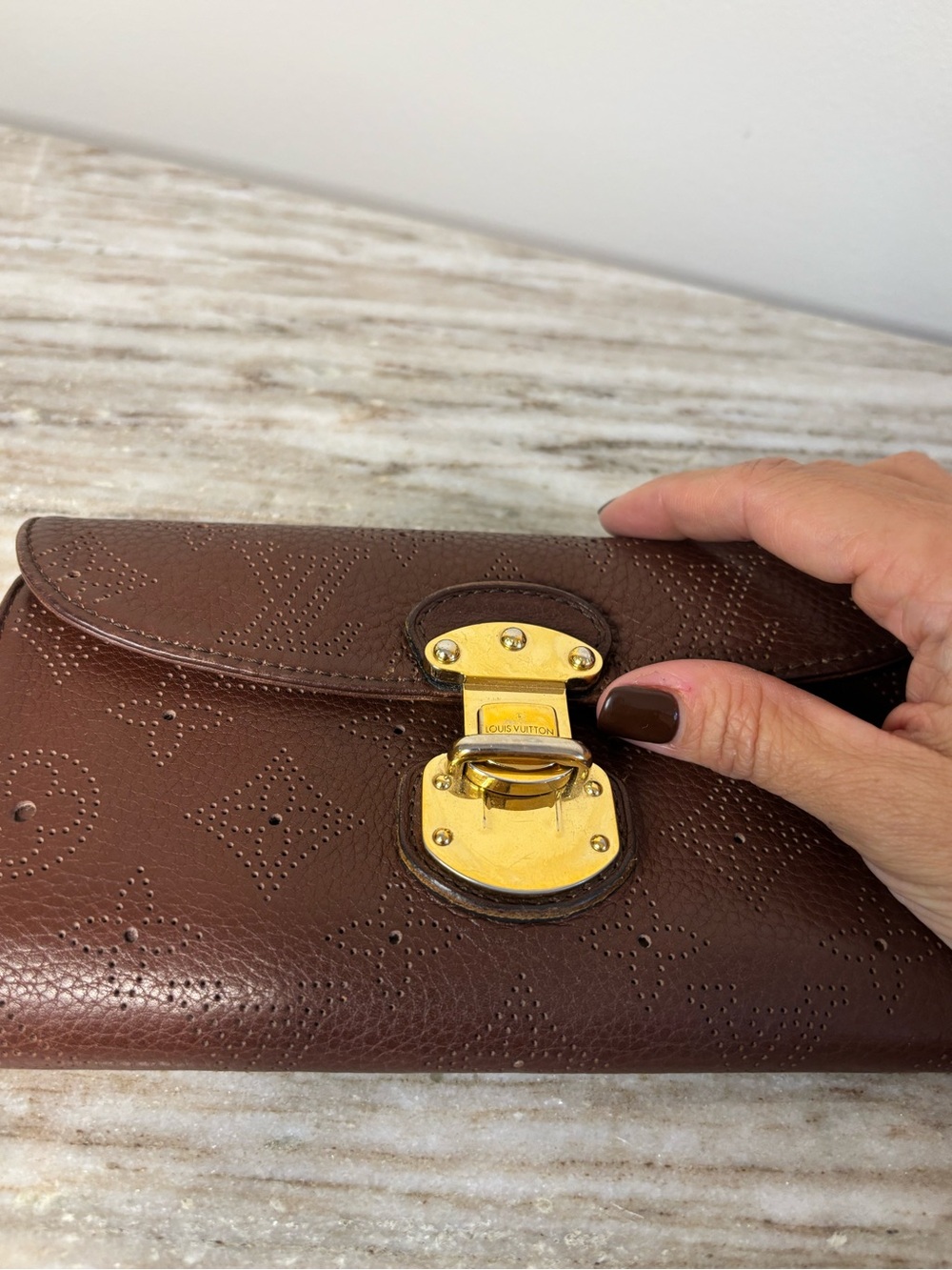 Louis Vuitton Mahina Leather Long Wallet Brown Perforated Monogram - Picture 6 of 14